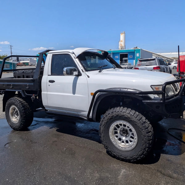 Jasons GU Patrol - Custom Mud Guards + Fuel filler mounts sorted!